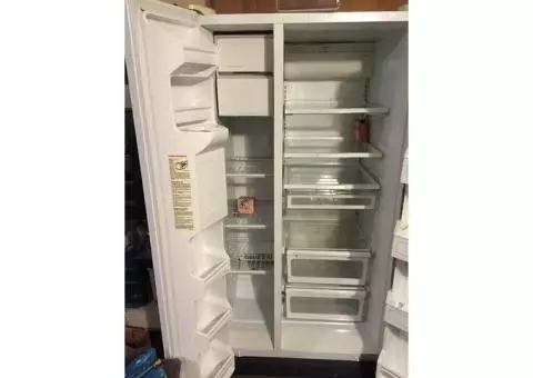 Kenmore side by side white refrigerator
